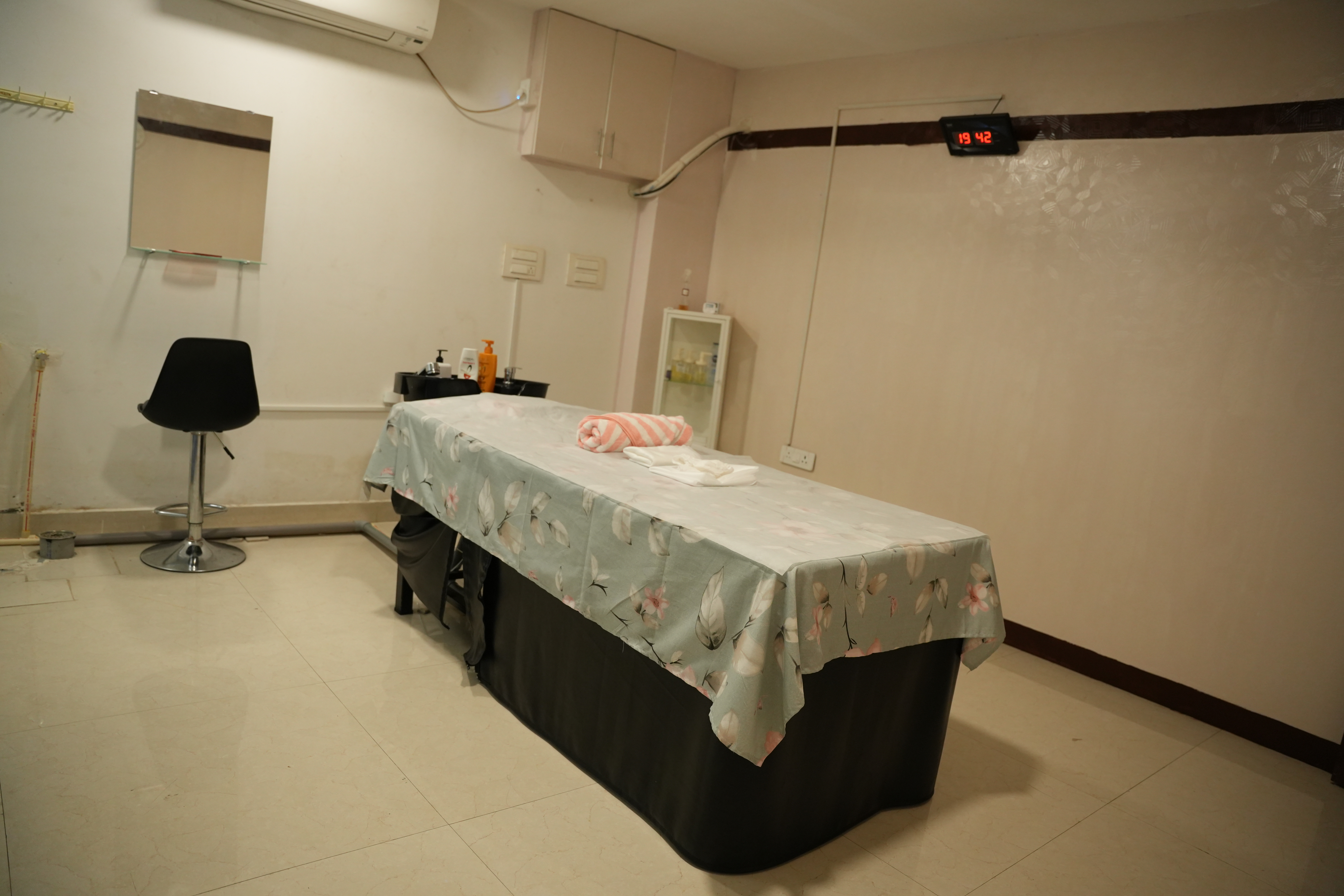 Massage room at Zuxa Beauty Spa Banjara Hills Hyderabad